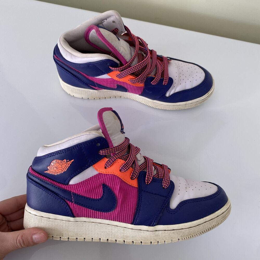 Nike Air Jordan 1 Mid Shoes‎ Youth Sz US 5.5 Fire Pink-Barely Purple 555112-602